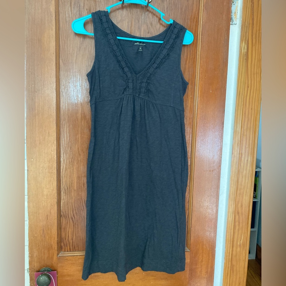 Grey Shift Dress with Empire Waist - Eddie Bauer Dress 🩶🩶🩶